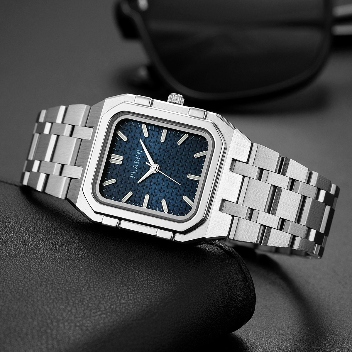العلامة التجارية الفاخرة الأزر - مراجعة Smartwatch Watches For Men Brands وسعره