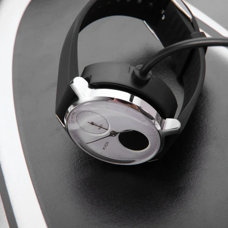 كابل شحن سريع USB مع قاعدة شحن - مراجعة Hybrid Smartwatch وسعره
